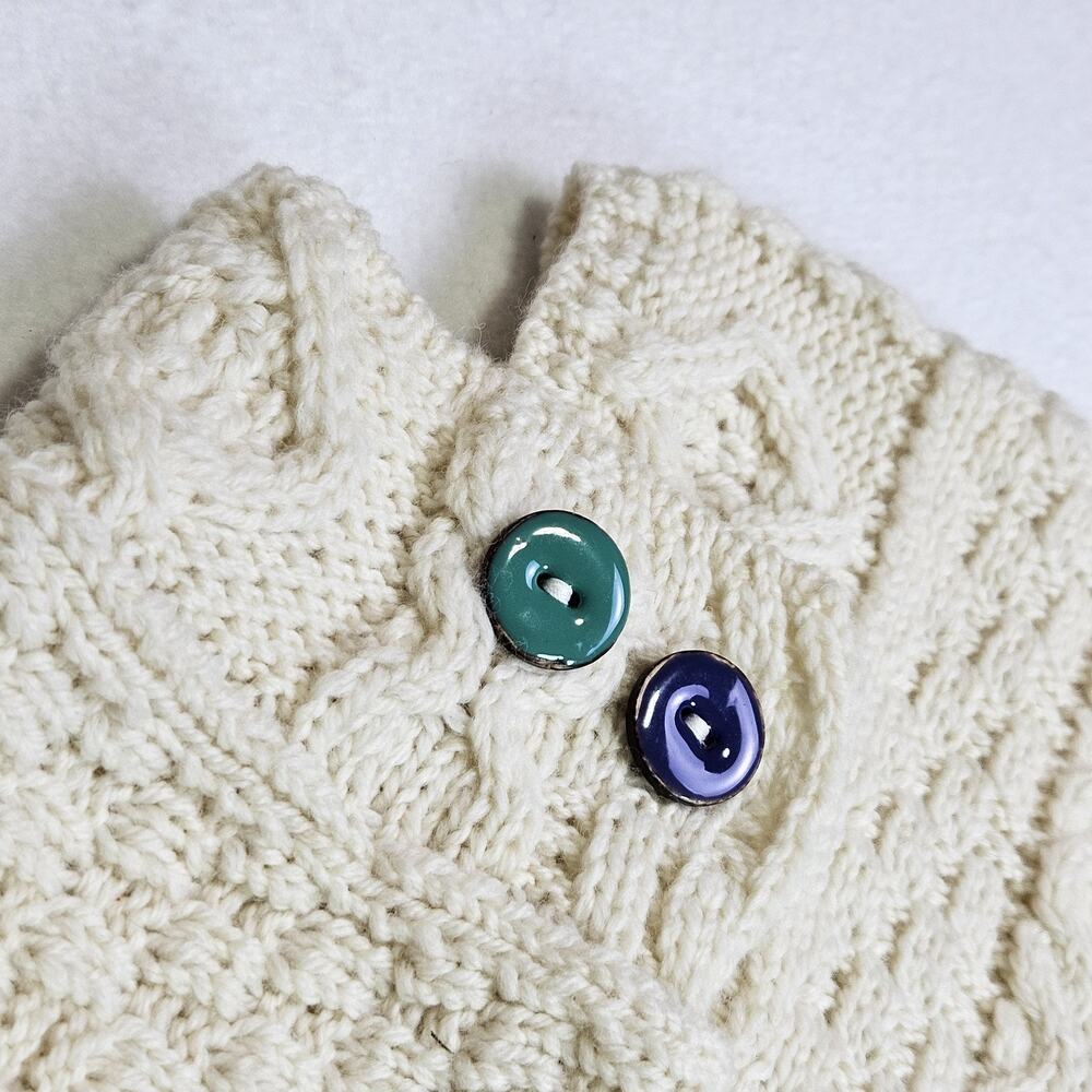 Aran Sweater 100% Merino Wool Girls S Shawl Poncho Cream Cable Knit Ireland Knit - Picture 3 of 12